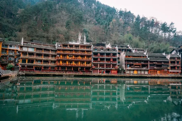 Ảnh Tour Trung Quốc : Ân Thi - Phượng Hoàng Cổ Trấn - Trương Gia Giới - Miêu Trại Tương Tây - Thiên Môn Sơn - Hồ Bảo Phong - Nữ Nhi Thành - Tặng Trải Nghiệm Mặc Hán Phục - 7