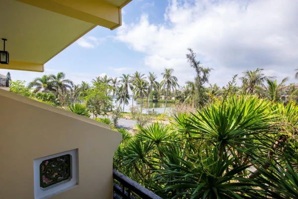 Ảnh chi tiết phòng victoria-hoi-an-beach-resort-spa-superior-huong-song-vivatrip-03.webp