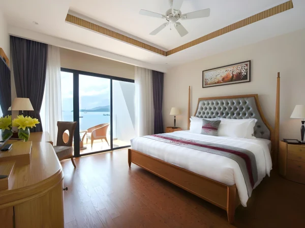 Ảnh chi tiết phòng vinpearl-resort-spa-nha-trang-bay-deluxe-double-ocean-view-vivatrip-02.webp
