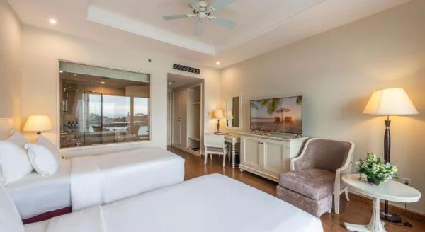 Ảnh chi tiết phòng vinpearl-resort-spa-nha-trang-bay-deluxe-twin-room-vivatrip-03.webp
