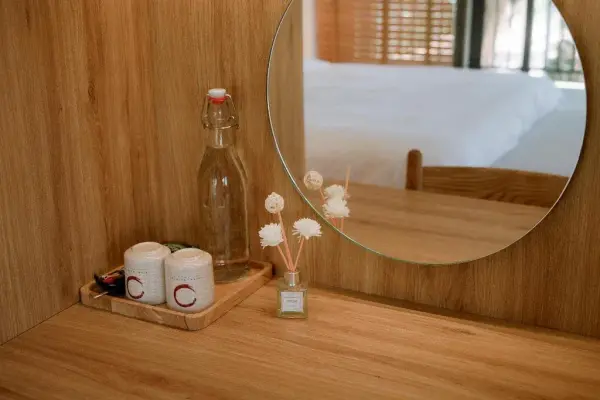 Ảnh chi tiết phòng viva-homestay-mc-06-bungalow-huong-vuon-vivatrip_03.webp