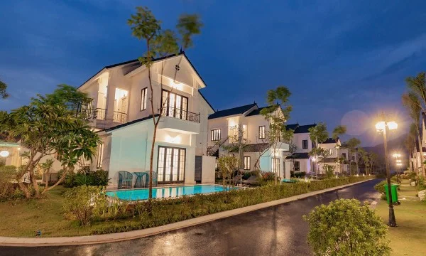 Ảnh chi tiết phòng vuon-vua-resort-villas-phong-gia-dinh-co-bon-tam-vivatrip-05.webp