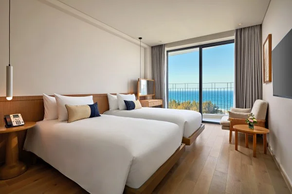 Ảnh chi tiết phòng wyndham-hoi-an-royal-beachfront-resort-villas-viva-trip-07.webp