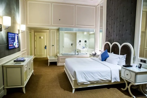 Ảnh chi tiết phòng wyndham-legend-excutive-deluxe-vivatrip-02.webp