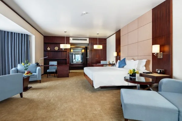 Ảnh chi tiết phòng wyndham-legend-junior-suite-vivatrip-1.webp