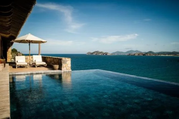 Ảnh chi tiết phòng Biệt Thự Grand 3 Phòng Ngủ Có Hồ Bơi Nhìn Ra Vịnh (Three-Bedroom Grand Bay Pool Villa) 13