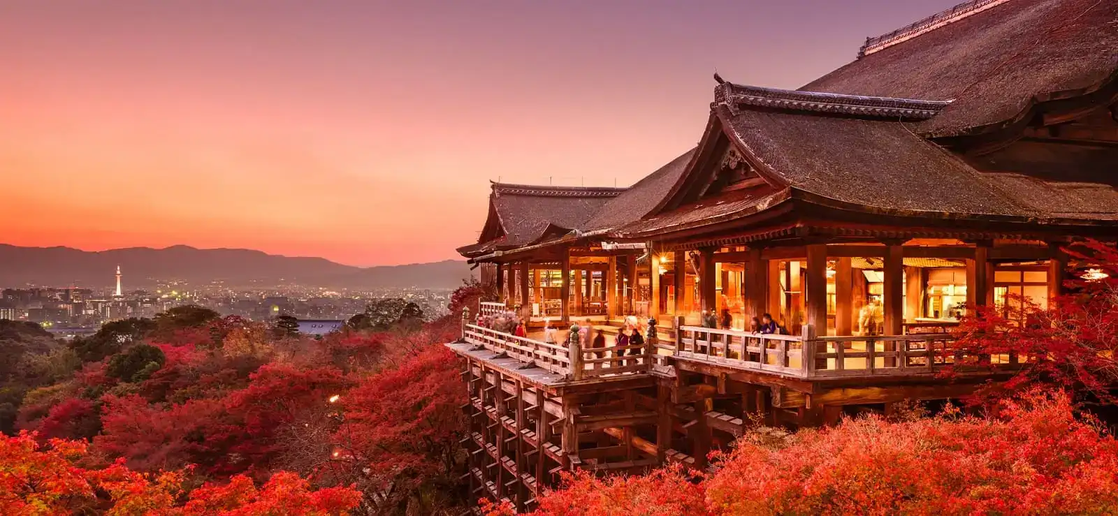 Ảnh Nhật Bản: Tokyo - Núi Phú Sĩ - Kyoto - Kobe - Công viên Nara - Osaka (4 đêm khách sạn, trải nghiệm shinkansen, mặc Yukata dạo phố, xem biểu diễn Geisha, thưởng thức bò Kobe, bò Wagyu nhúng lẩu & hái trái cây) - Tặng kem rắc vàng - Mùa Hoa Anh Đào