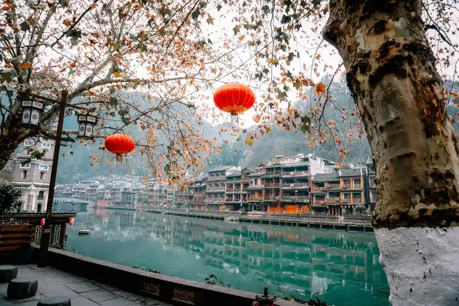 Ảnh Tour Trung Quốc:  Ân Thi - Trương Gia Giới - Phượng Hoàng Cổ Trấn - Thất Tinh Sơn 6 ngày 5 đêm