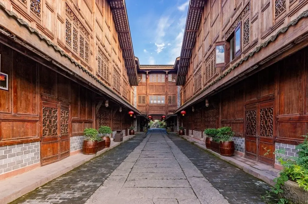Ảnh Trung Quốc: Thành Đô – Nga Mi - Cửu Trại Câu - Đô Giang Yển - Công Viên Gấu Trúc – Lạc Sơn Đại Phật - Trải Nghiệm Suối Nước Nóng Thiên Nhiên - Cổ Trấn Hoàng Long Khê