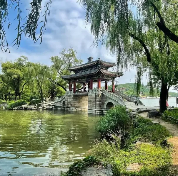 Ảnh Tour Trung Quốc: Bắc Kinh - Di Hòa Viên - Vạn Lý Trường Thành - Chinh phục Cư Dung Quan - Thập Tam Lăng 4 ngày 3 đêm